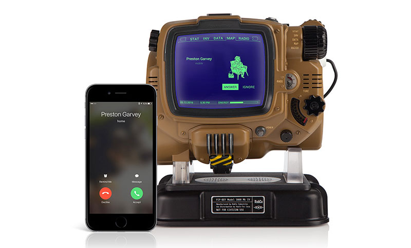 Illustration for article titled $350 Pip-Boy Replica Is Very Fancy